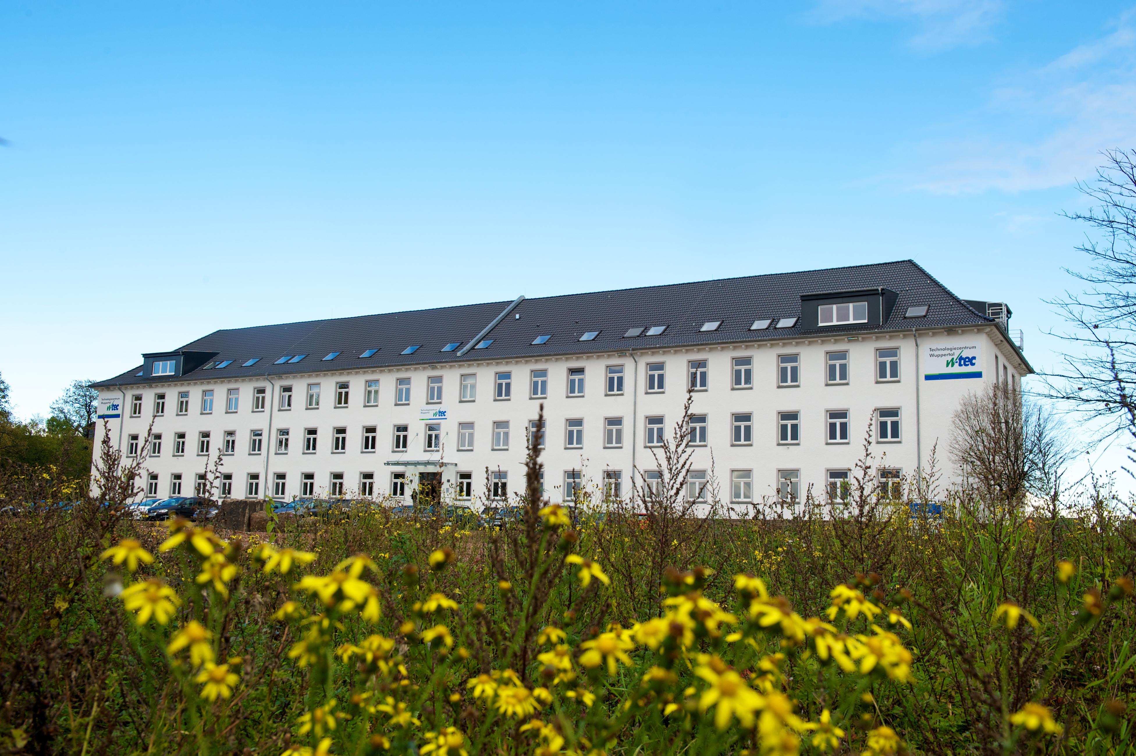 Technologiezentrum Wuppertal W-tec / workspace from Wuppertal / Background