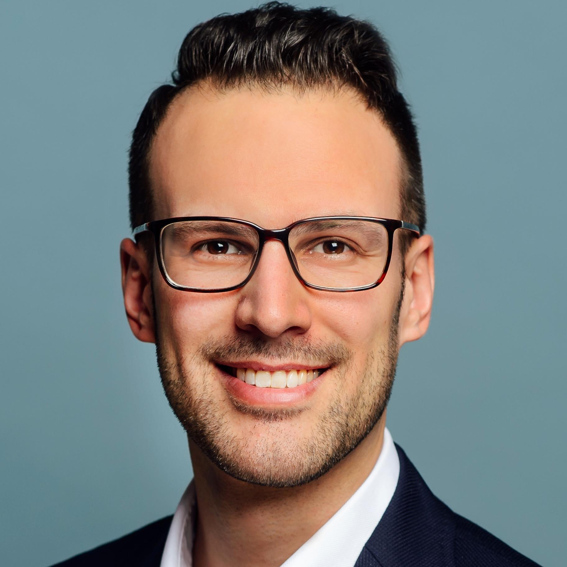 Prof. Dr. Tobias Gutmann