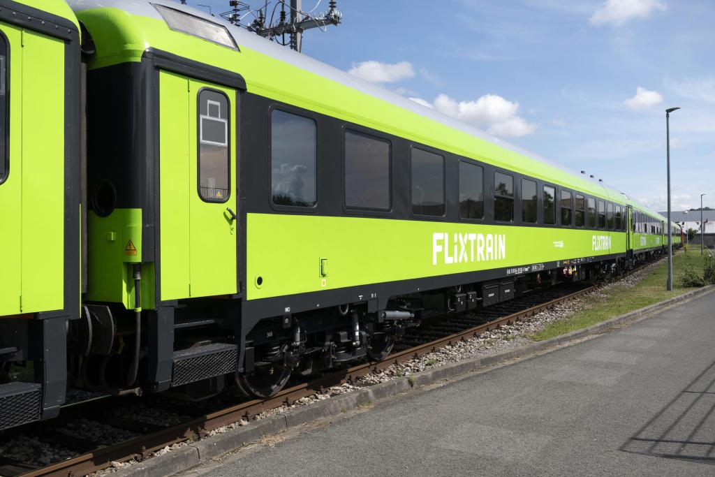 FlixTrains are rolling again