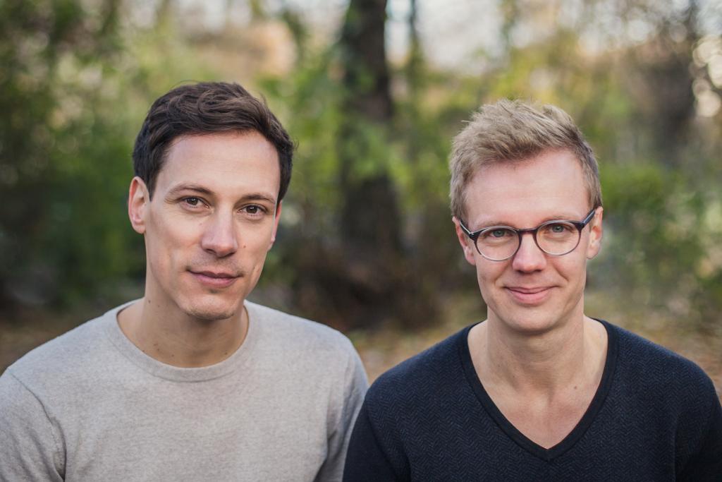 Das Geschäft mit dem Ratenkauf Die Billie-Gründer Matthias Knecht und Christian Grobe. (Foto: Carolin-Weinkopf/ Billie)