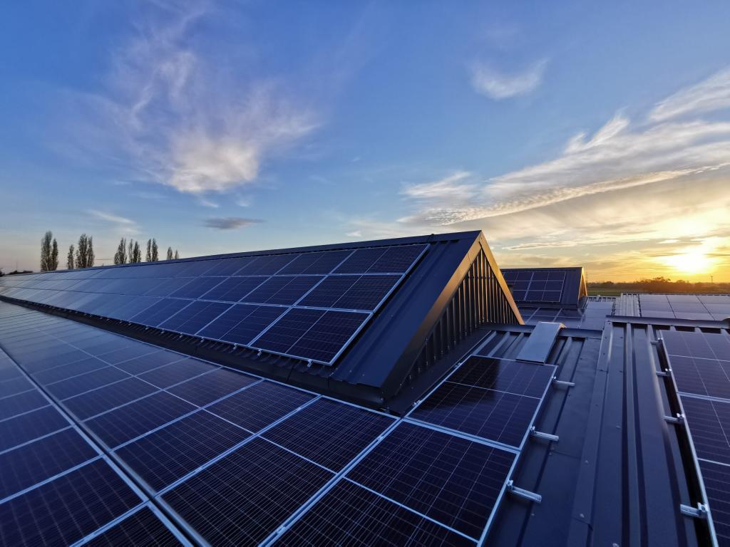 Solar start-up Enviria receives 22.5 million euros