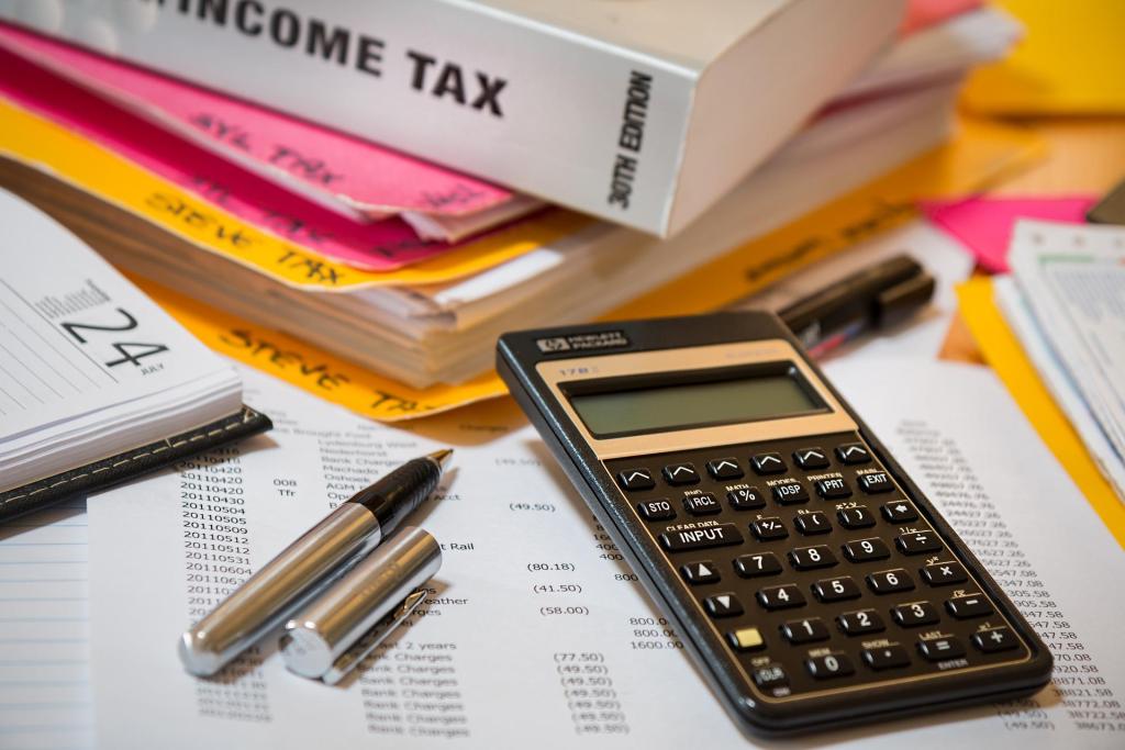 Diese fünf Steuern sollten Gründer kennen Das Steuersystem ist kompliziert. (Foto: Steve Buissinne/Pixabay) 