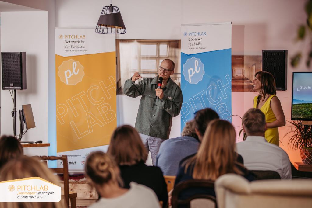 From first land sheep to cash cow PitchLab Sommerfest | Fotograf: Sascha Meichsner. 