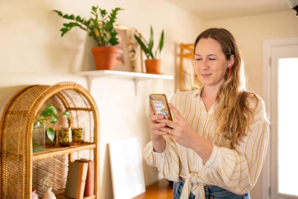 Unternehmerinnen in der DACH-Region: Selbstbewusst, innovativ und finanziell stark © GoDaddy | Sarah Small, Wicker Goddess