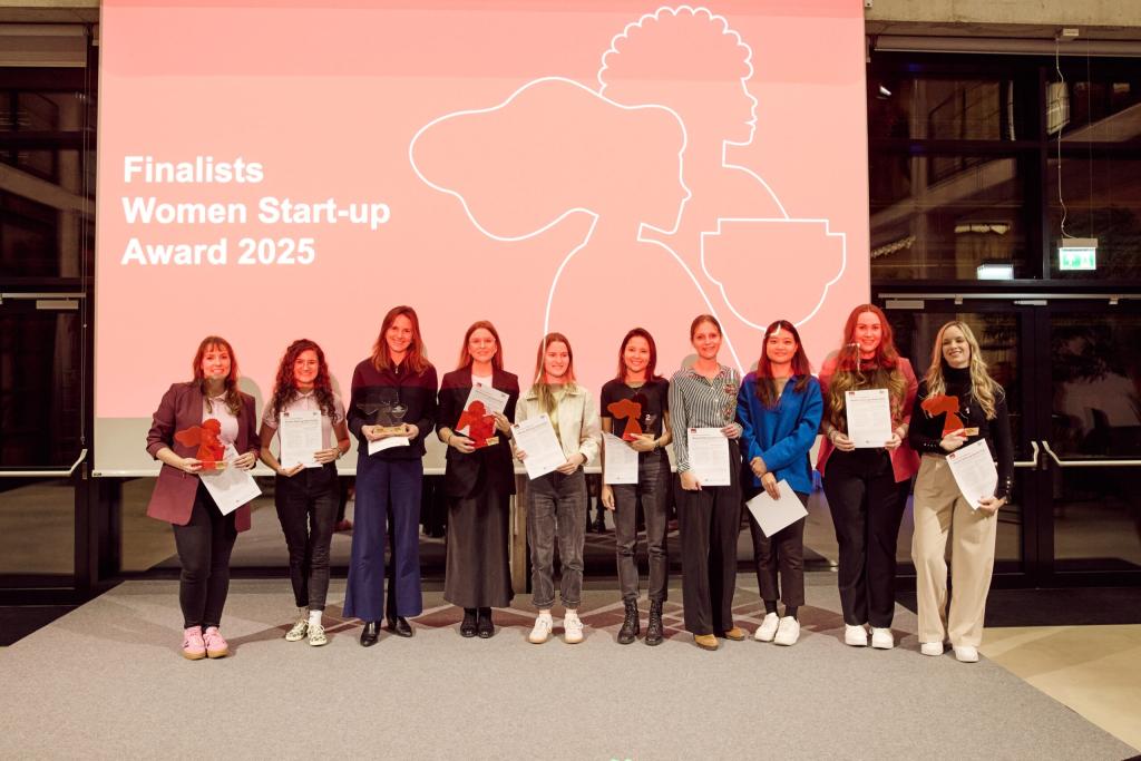 Bayerns Gründerinnen überzeugen beim Women Start-up Award 2025
